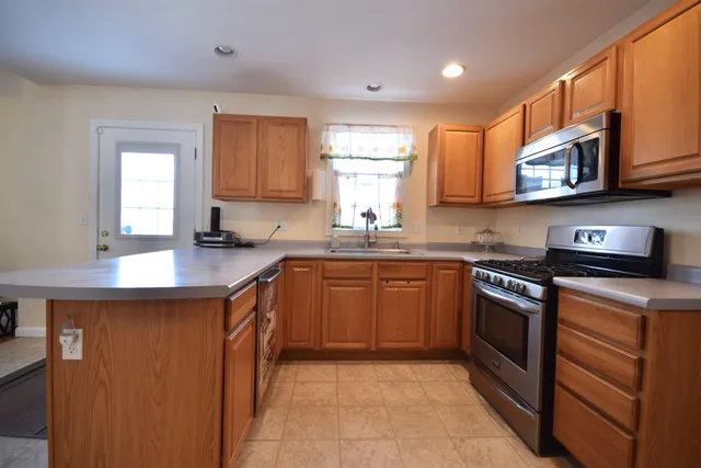 $515,000 | 11 Steeplechase Lane, Milton, VT 05468