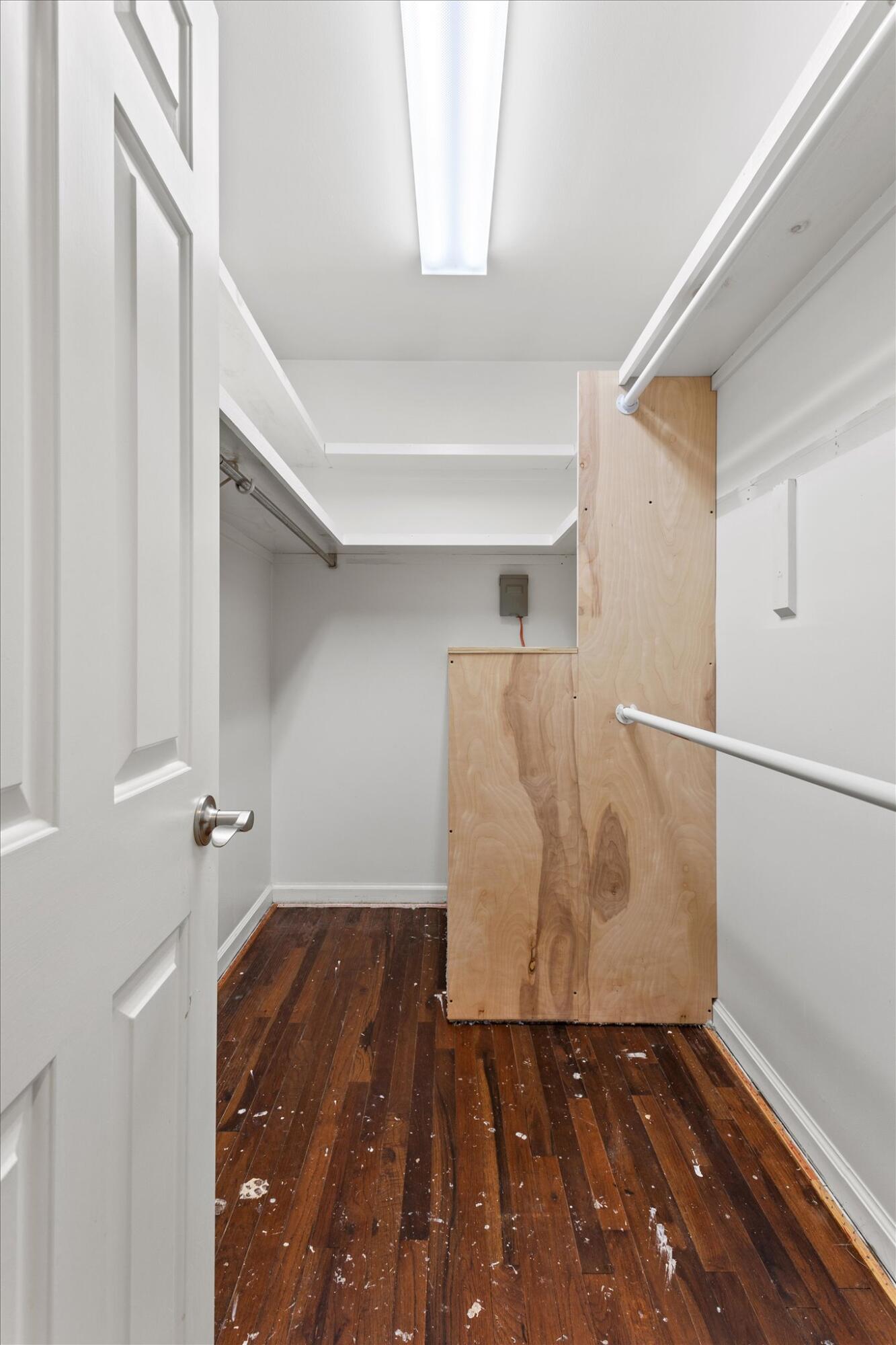 1880 Blairmore Road Lexington, KY 40502 - Photo 28 of 35 primary closet 1