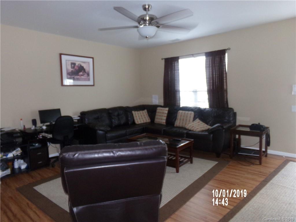 6822 Rothchild Drive Charlotte, NC 28270 - Photo 2 of 10
