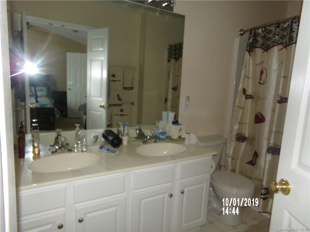 6822 Rothchild Drive Charlotte, NC 28270 - Photo 8 of 10
