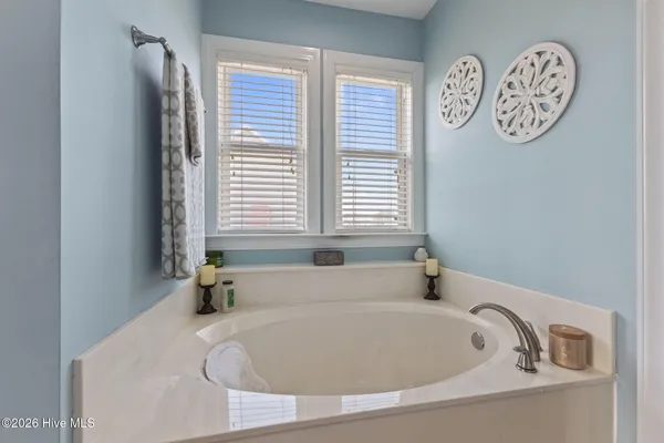 $1,750,000 | 2009 Emerald Drive, Emerald Isle, NC 28594
