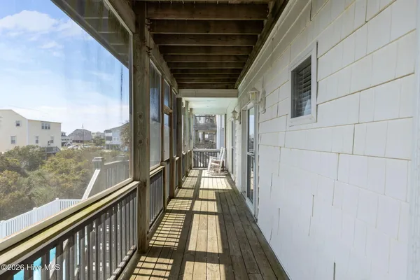 $1,750,000 | 2009 Emerald Drive, Emerald Isle, NC 28594
