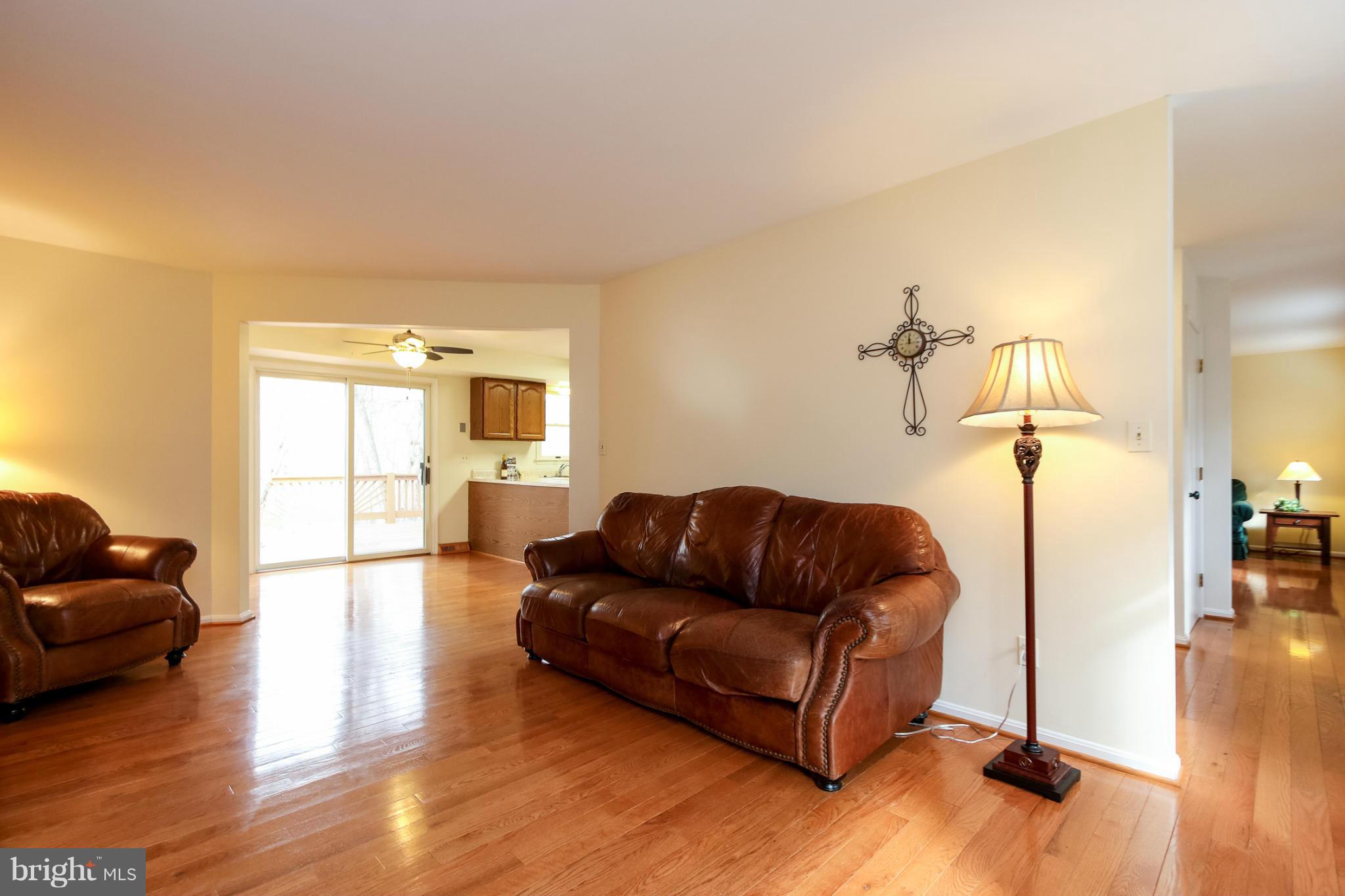 20004 Cameron Mill Road Parkton, MD 21120 - Photo 6 of 30 Family Room