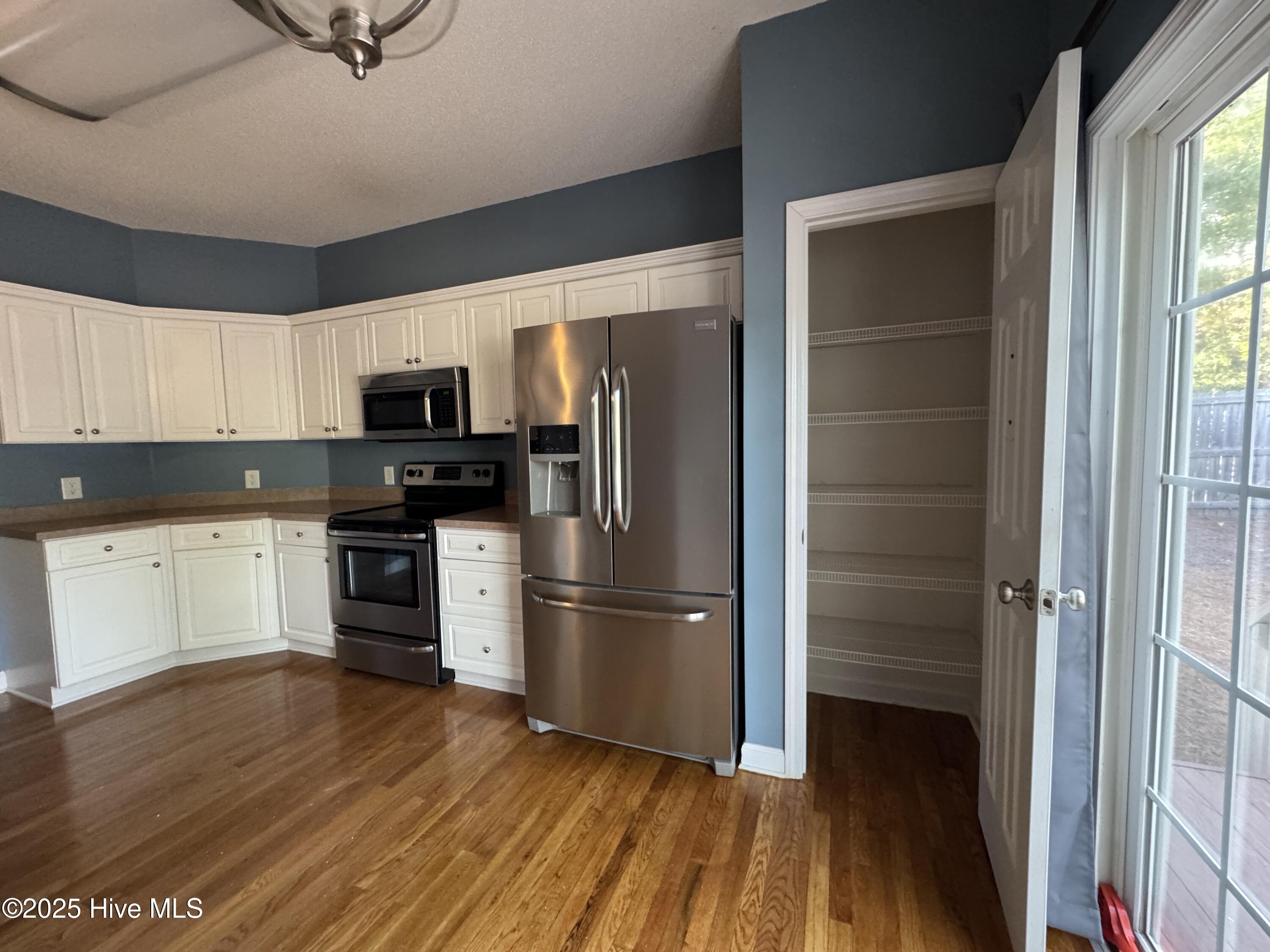 1 Van Buren Lane Pinehurst, NC 28374 - Photo 14 of 38 14 1 Van Buren Kitchen
