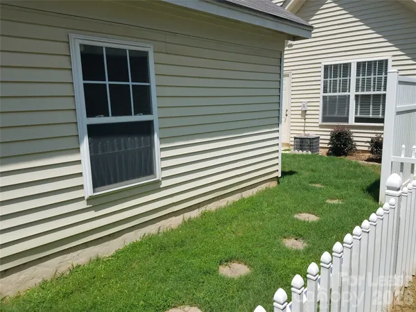 $2,450 | 11355 Deer Ridge Lane, Charlotte, NC 28277