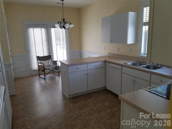 $2,450 | 11355 Deer Ridge Lane, Charlotte, NC 28277