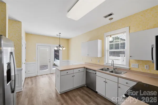 $2,450 | 11355 Deer Ridge Lane, Charlotte, NC 28277