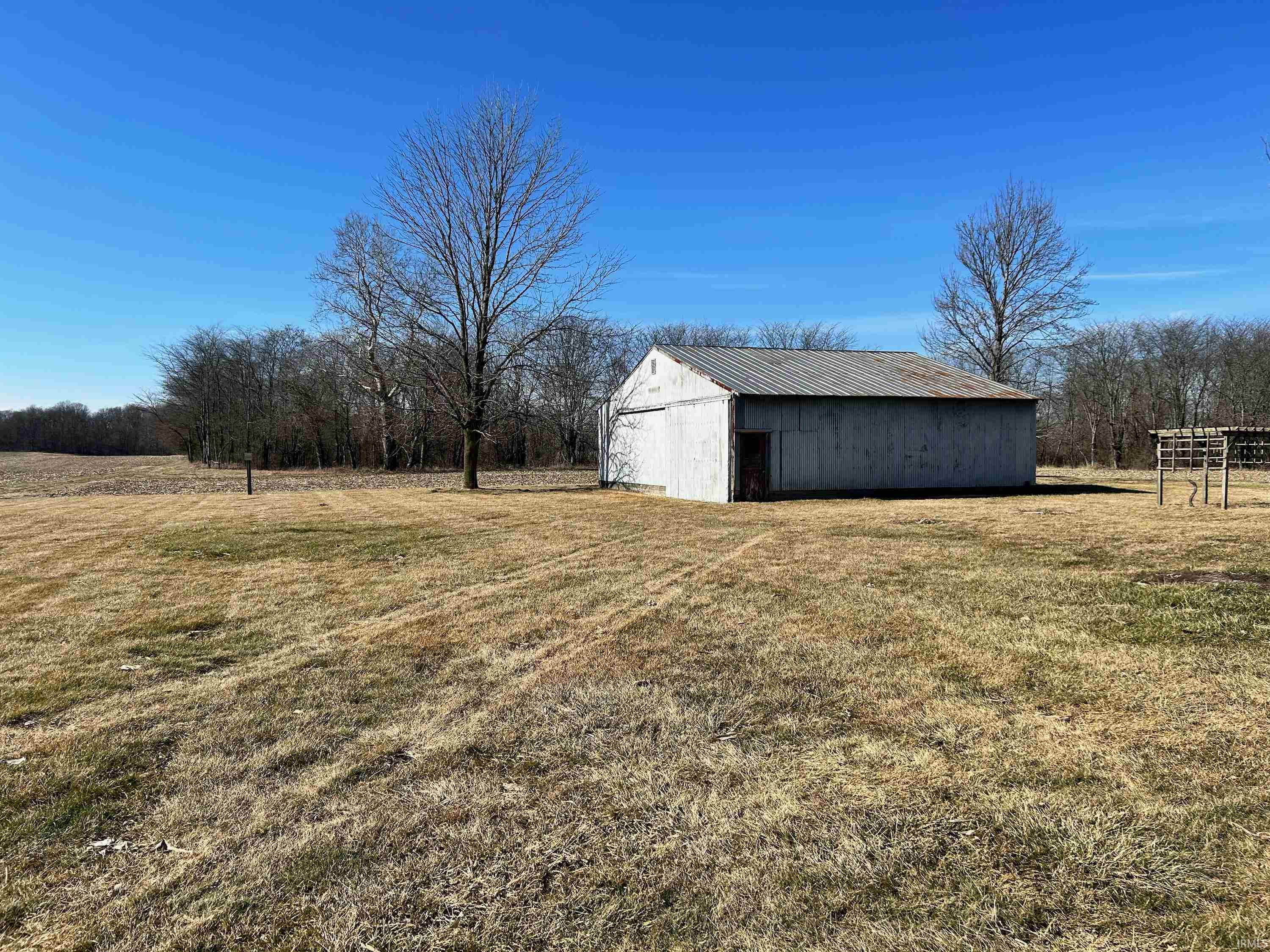 6516 Highway 213 Windfall, IN 46076 - Photo 18 of 23