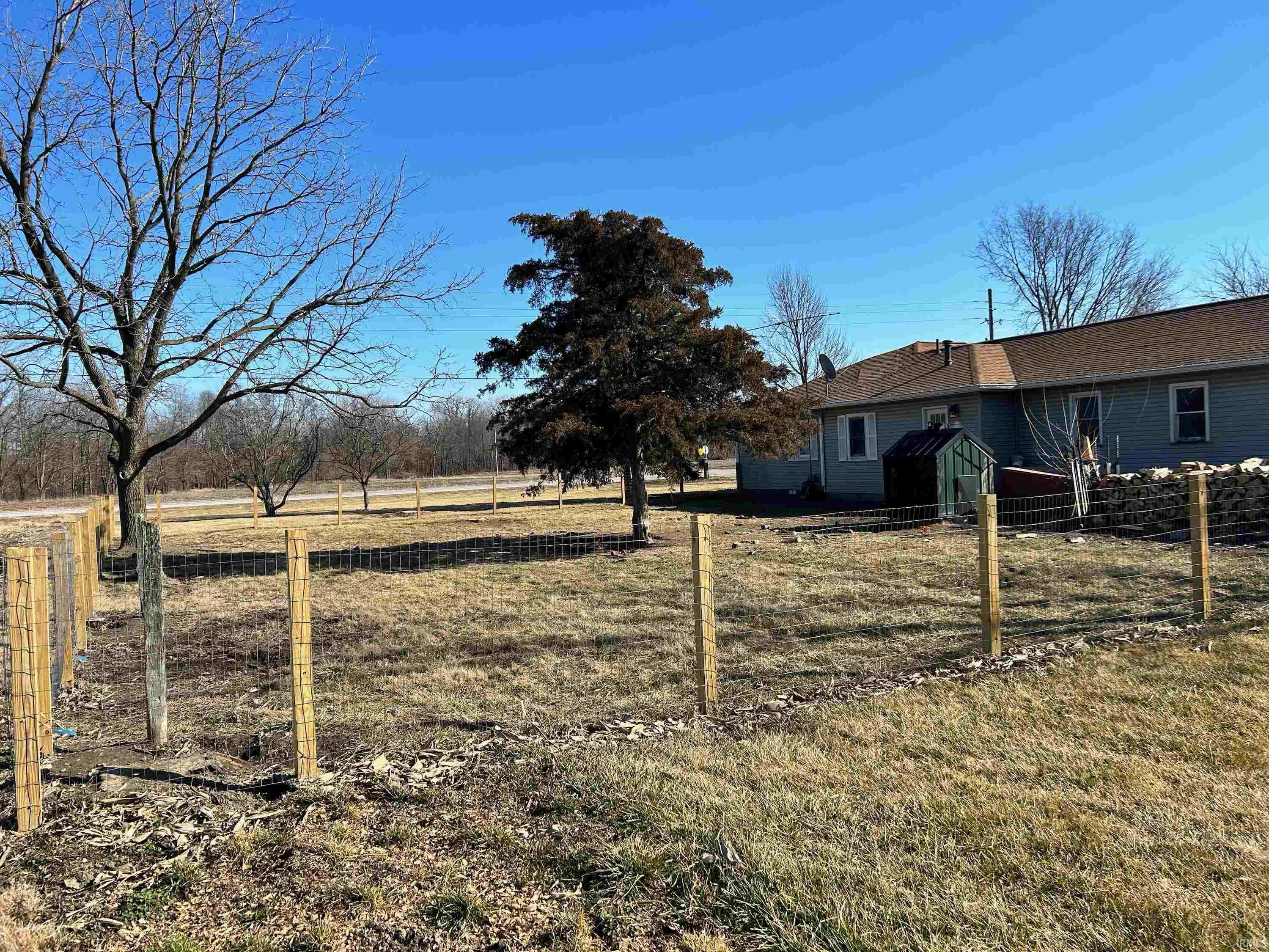 6516 Highway 213 Windfall, IN 46076 - Photo 20 of 23