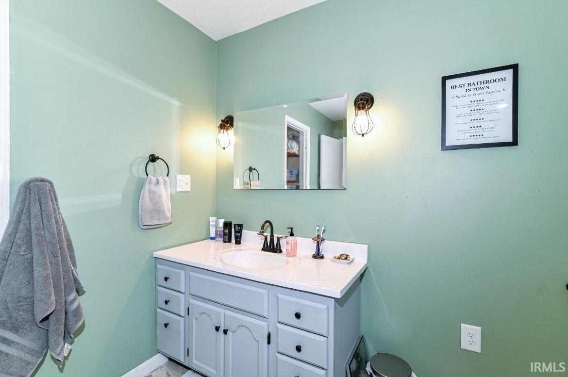 6516 Highway 213 Windfall, IN 46076 - Photo 7 of 23