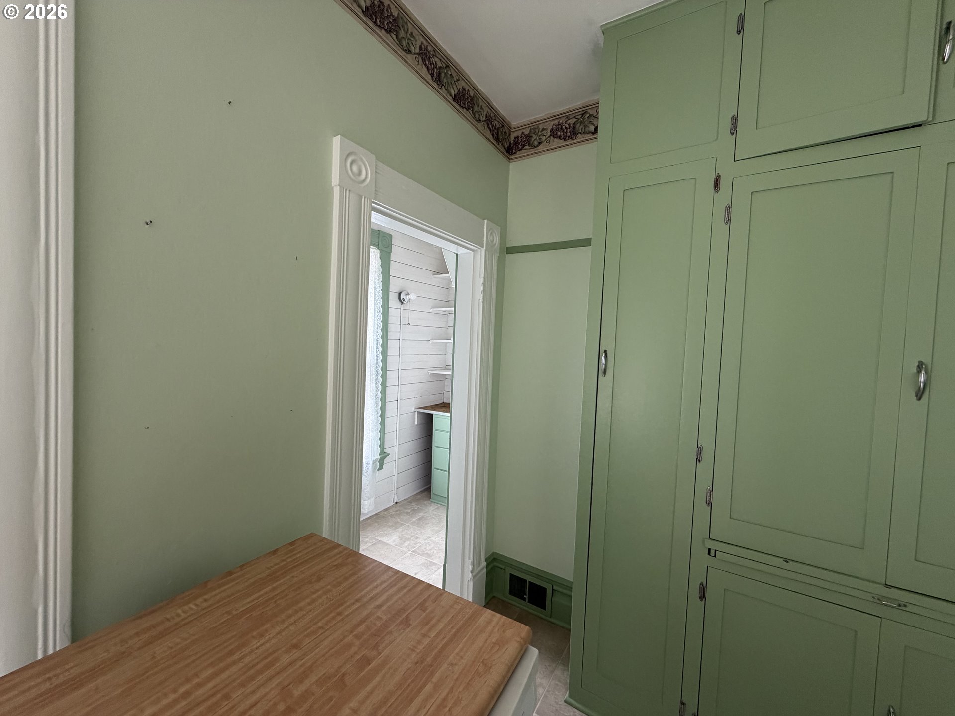 322 West D Street Rainier, OR 97048 - Photo 14 of 45