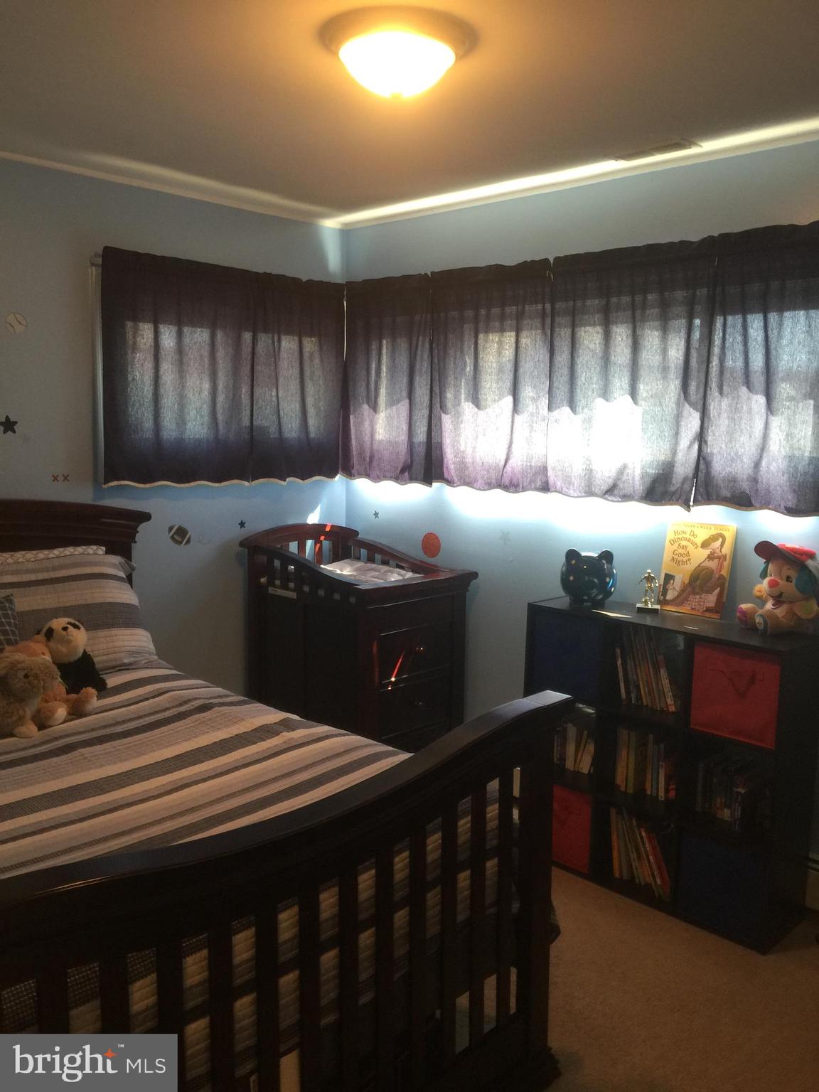 52 Jasmine Road Levittown, PA 19056 - Photo 12 of 24