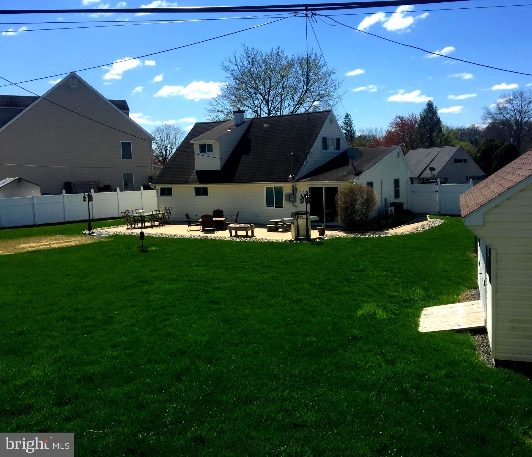52 Jasmine Road Levittown, PA 19056 - Photo 22 of 24