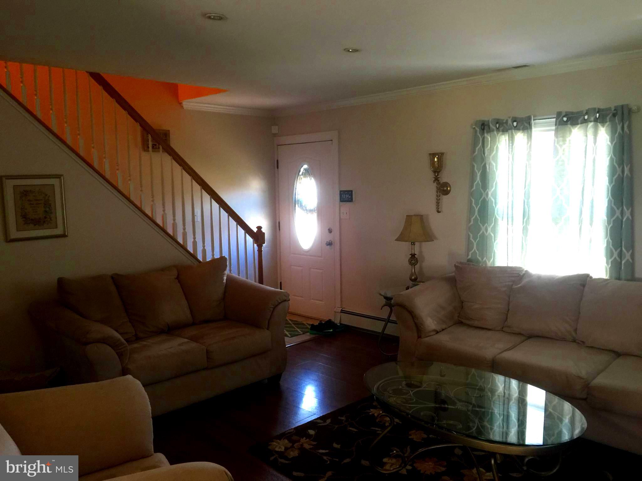 52 Jasmine Road Levittown, PA 19056 - Photo 4 of 24