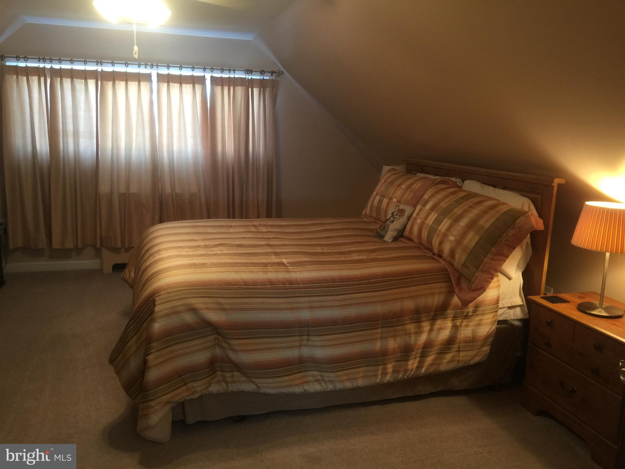 52 Jasmine Road Levittown, PA 19056 - Photo 9 of 24
