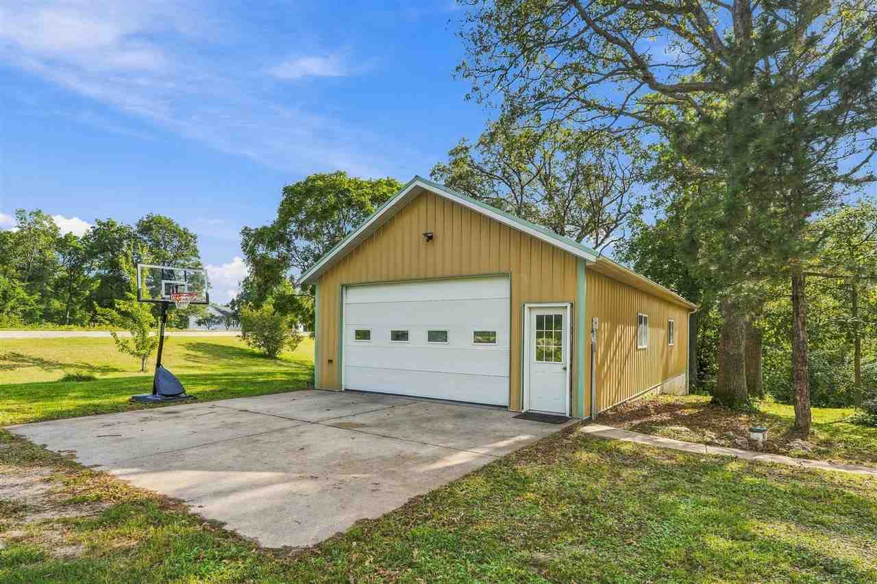 2750 Fern Cliff Road Wayland, IA 52654 - Photo 6 of 36 Gallery Image 6