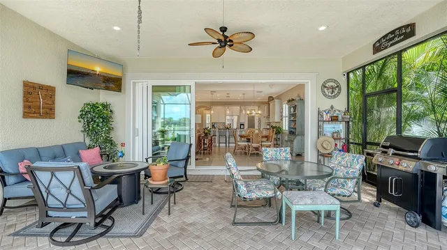 $1,189,000 | 1114 Bearing Court, Bradenton, FL 34208