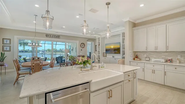$1,189,000 | 1114 Bearing Court, Bradenton, FL 34208
