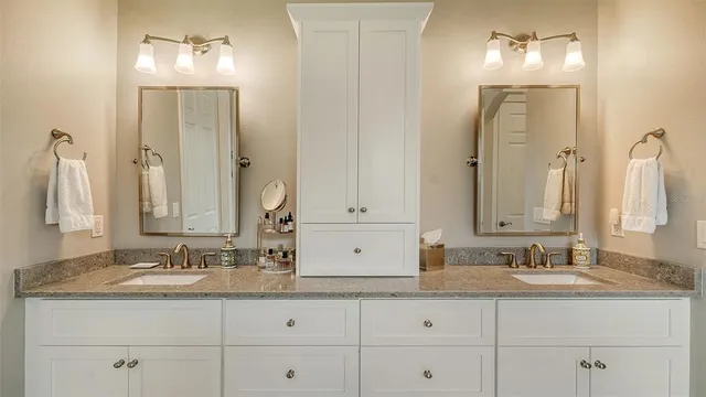 $1,189,000 | 1114 Bearing Court, Bradenton, FL 34208