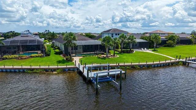 $1,189,000 | 1114 Bearing Court, Bradenton, FL 34208