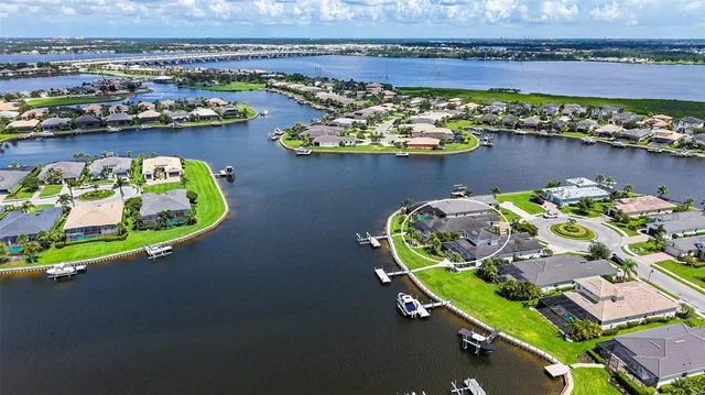 $1,189,000 | 1114 Bearing Court, Bradenton, FL 34208