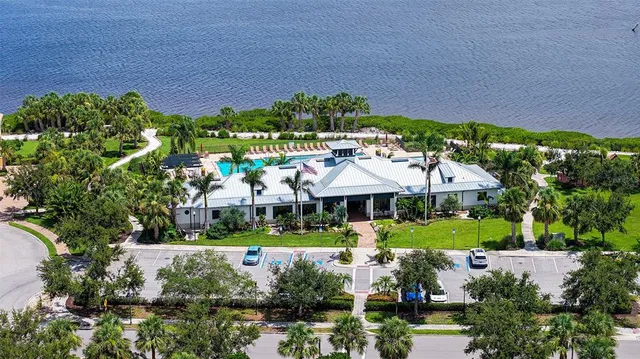 $1,189,000 | 1114 Bearing Court, Bradenton, FL 34208