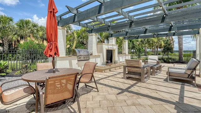 $1,189,000 | 1114 Bearing Court, Bradenton, FL 34208