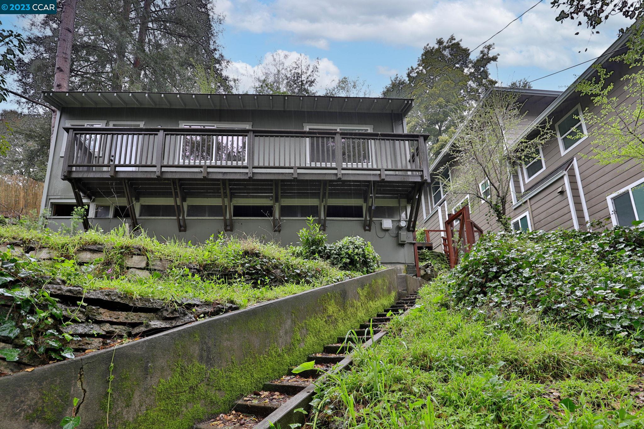 6001 Valley View Road Oakland, CA 94611 - Photo 1 of 1 Gallery Image 1