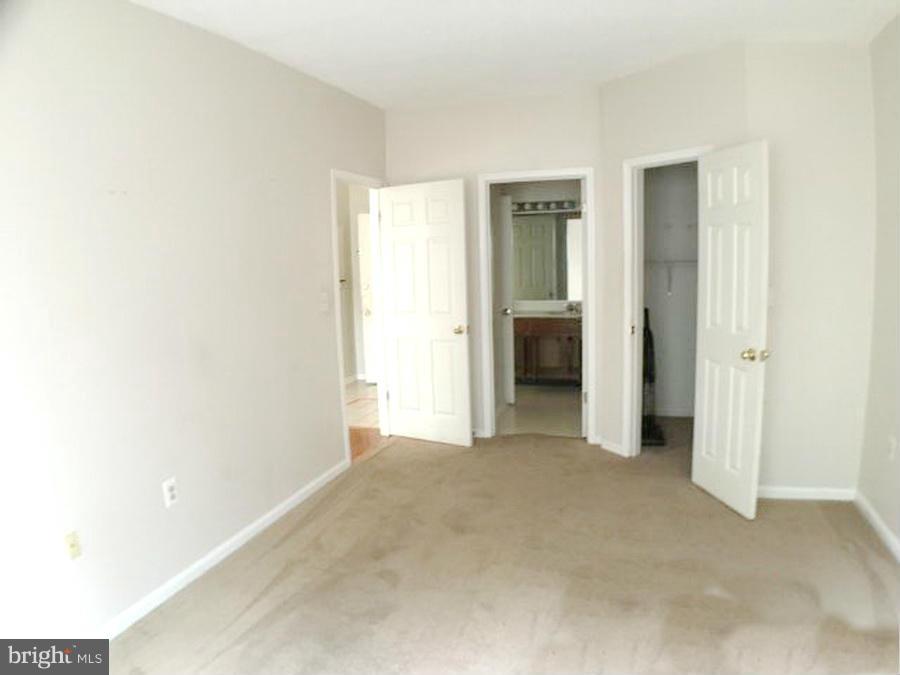 7208 Bogley Road, Unit 203 Baltimore, MD 21244 - Photo 6 of 19 Bedroom (Master)