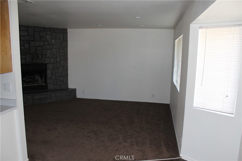 12426 Redwing Road, Unit A Apple Valley, CA 92308 - Photo 5 of 33 Gallery Image 5