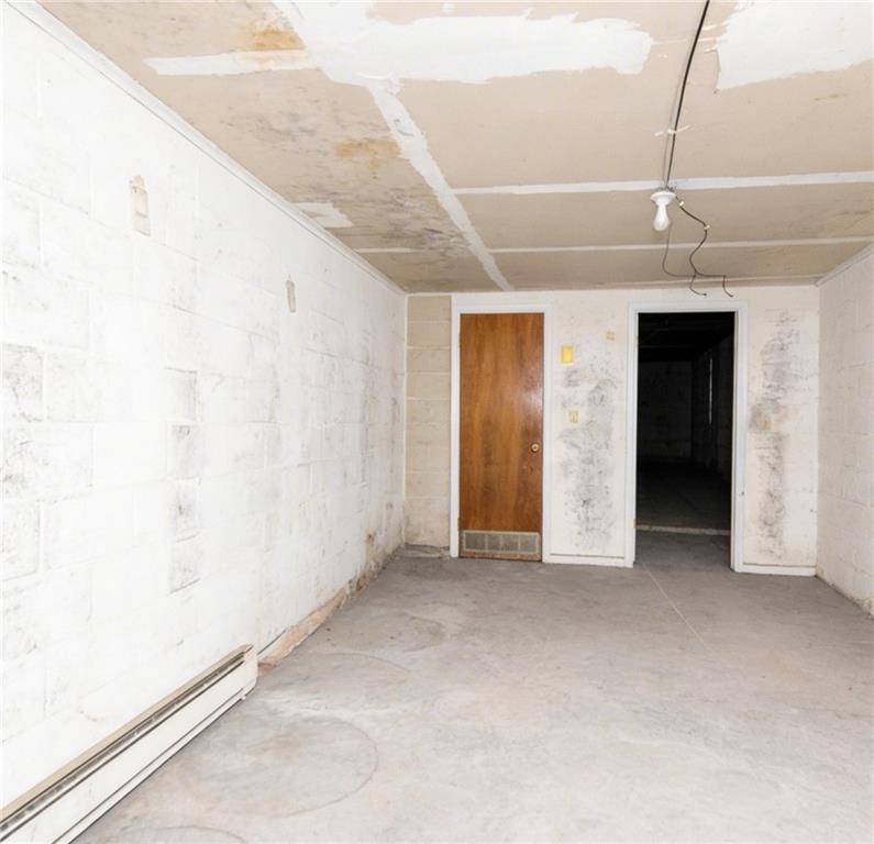 5195 Austell Road Austell, GA 30106 - Photo 19 of 34 a view of an empty room with a window