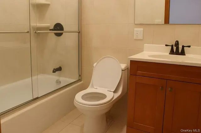 $2,890,000 | 213-58 35th Avenue | Bayside