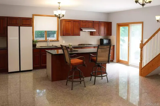 $2,890,000 | 213-58 35th Avenue | Bayside