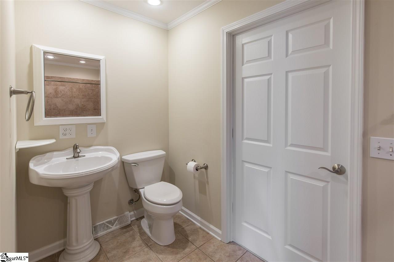 107 West Round Hill Road Greenville, SC 29617 - Photo 14 of 27 Gallery Image 14
