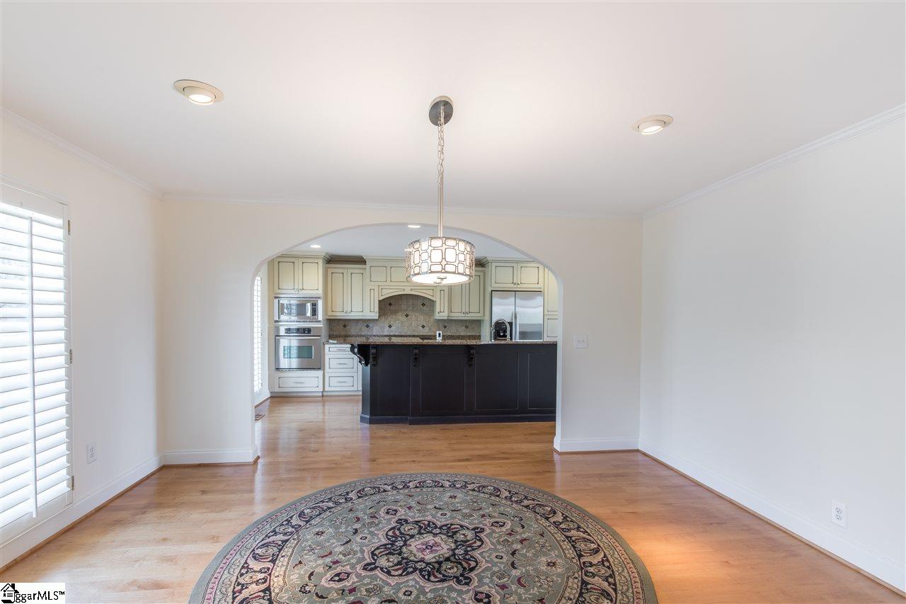 107 West Round Hill Road Greenville, SC 29617 - Photo 5 of 27 Gallery Image 5