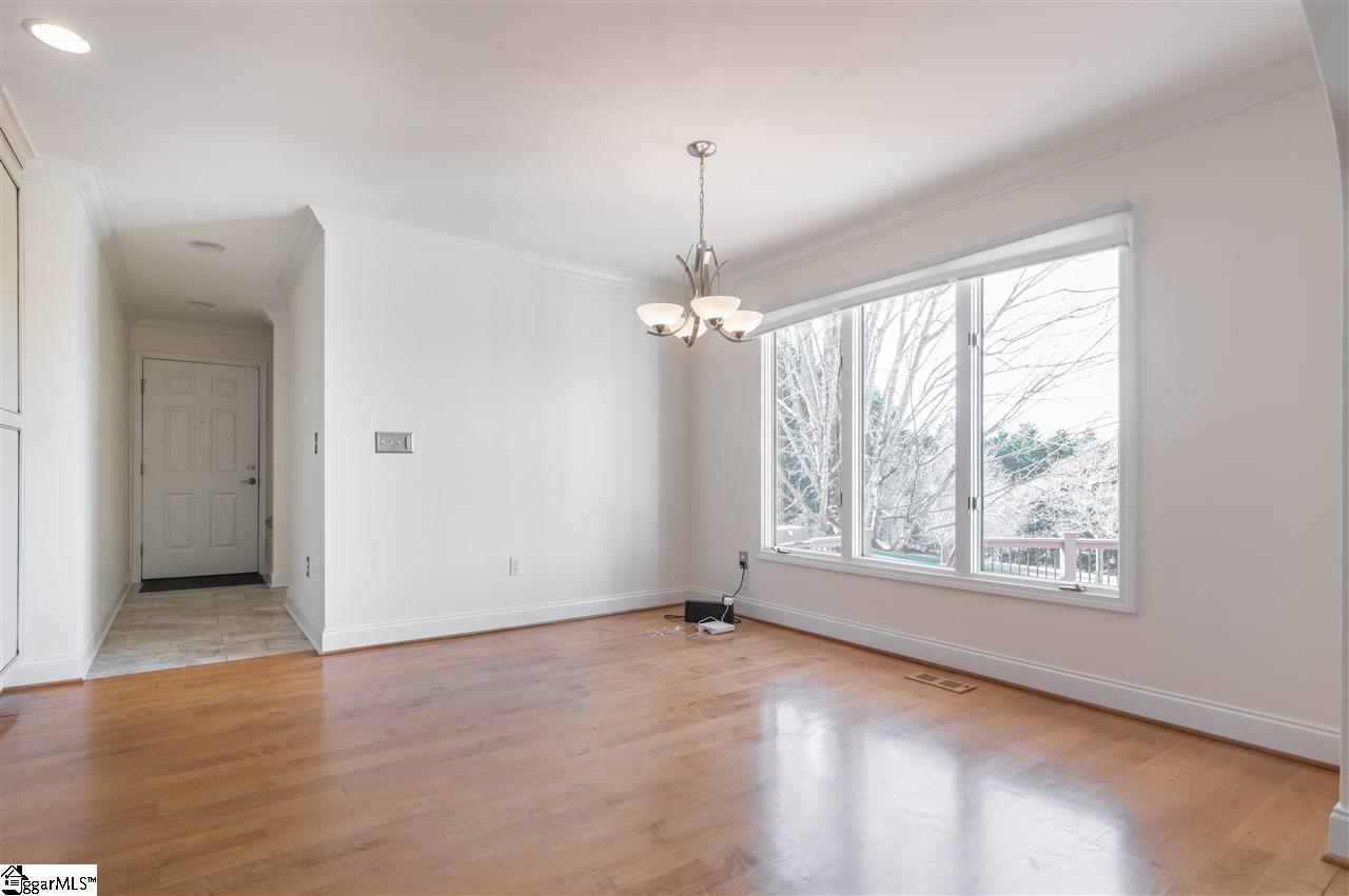 107 West Round Hill Road Greenville, SC 29617 - Photo 9 of 27 Gallery Image 9