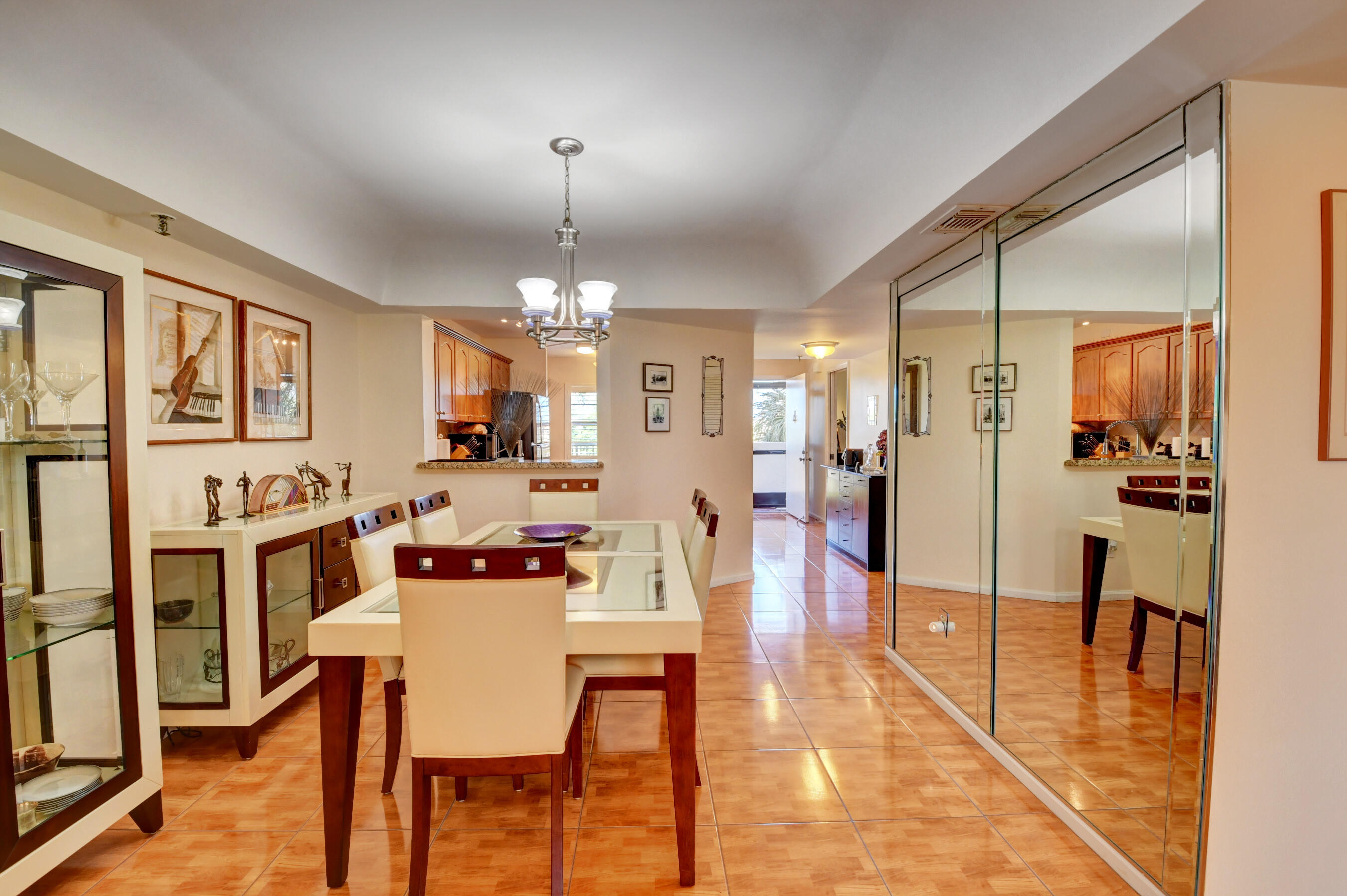 9260 Southwest 14th Street, Unit 2302 Boca Raton, FL 33428 - Photo 10 of 61 dining