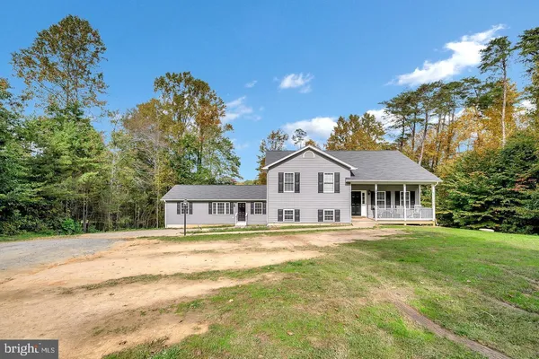 $675,000 | 70 Grove Lane, Fredericksburg, VA 22406