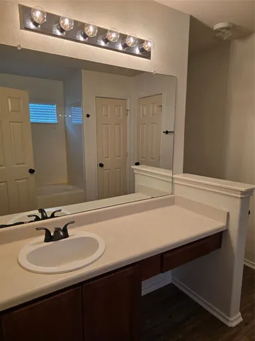 $2,100 | 11909 Big Sky Drive, Manor, TX 78653