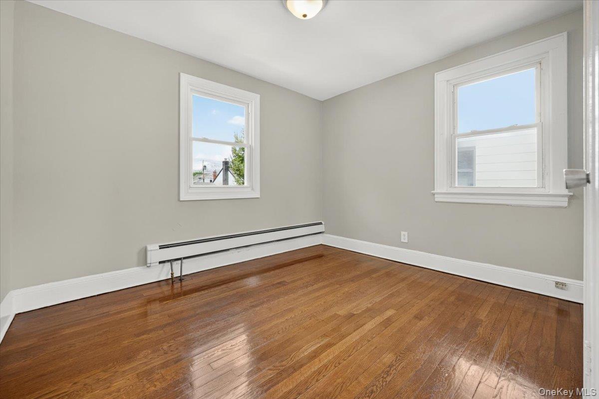 59 Broadfield Road Hempstead, NY 11550 - Photo 14 of 21