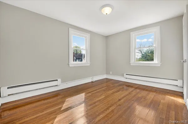 $699,999 | 59 Broadfield Road, Hempstead, NY 11550