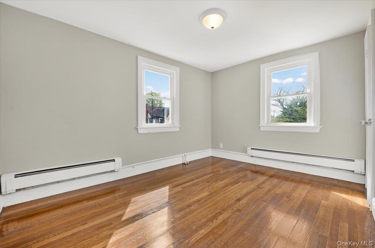 59 Broadfield Road Hempstead, NY 11550 - Photo 15 of 21