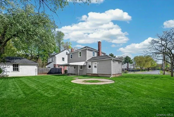 $699,999 | 59 Broadfield Road, Hempstead, NY 11550