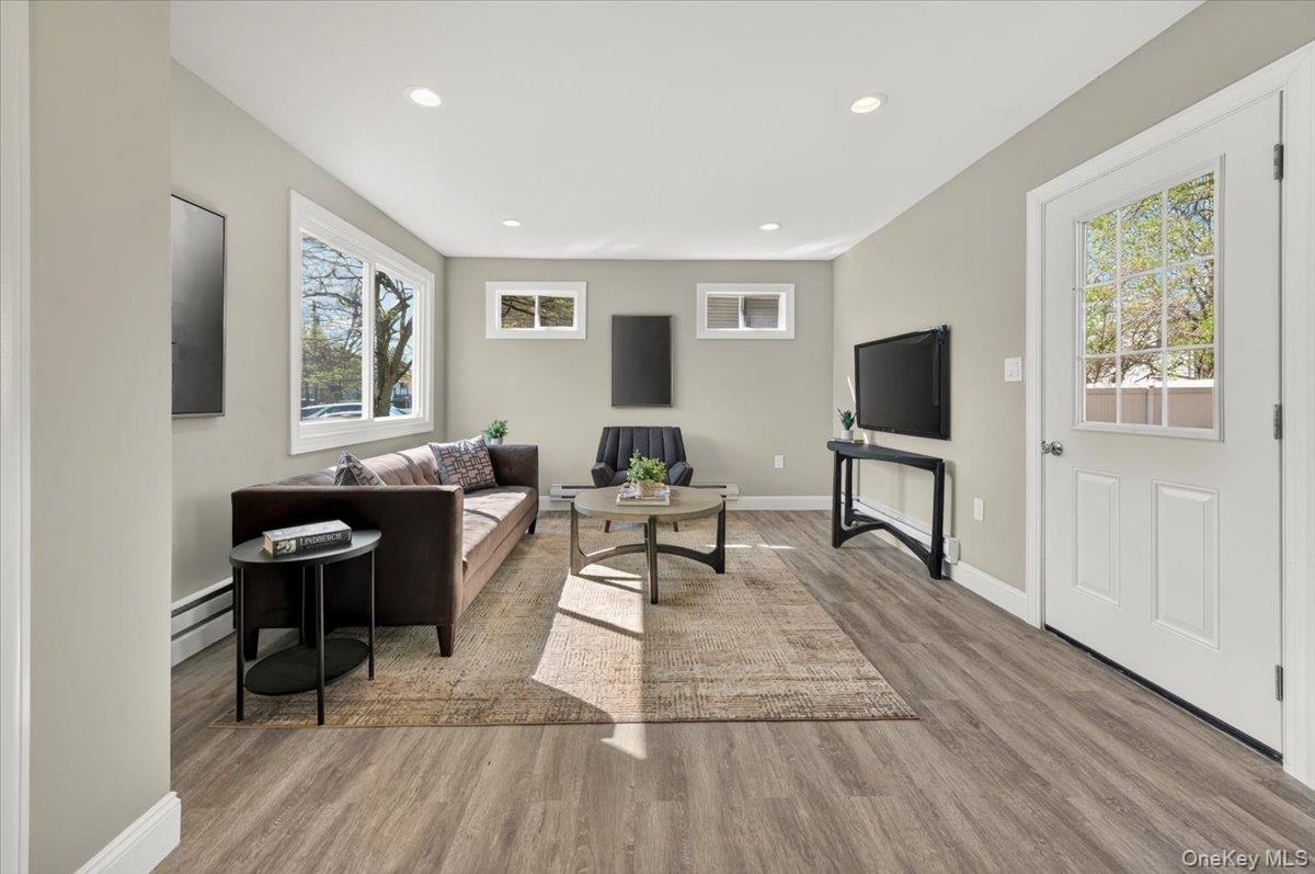 59 Broadfield Road Hempstead, NY 11550 - Photo 9 of 21