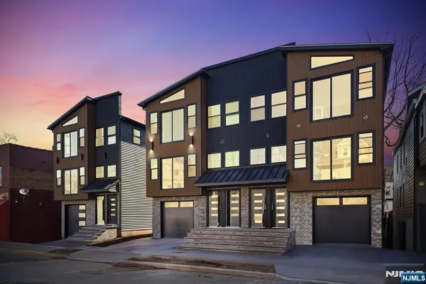 $950,000 | 132 North 17th Street, East Orange, NJ 07017