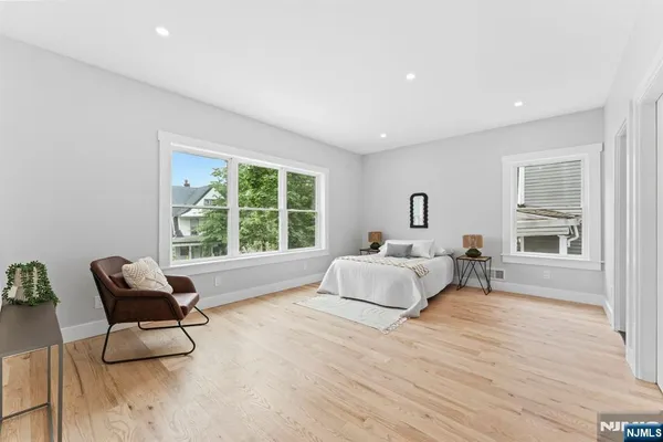 $950,000 | 132 North 17th Street, East Orange, NJ 07017