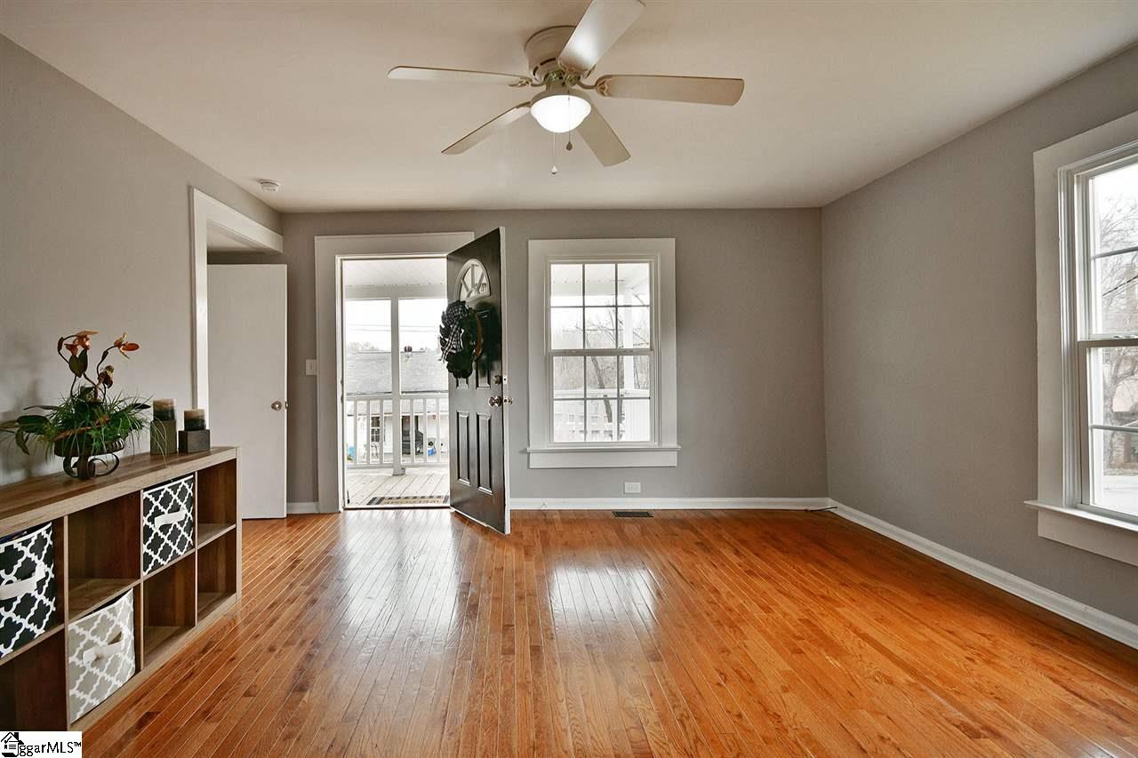 128 Overbrook Street Pickens, SC 29671 - Photo 4 of 36 Gallery Image 4