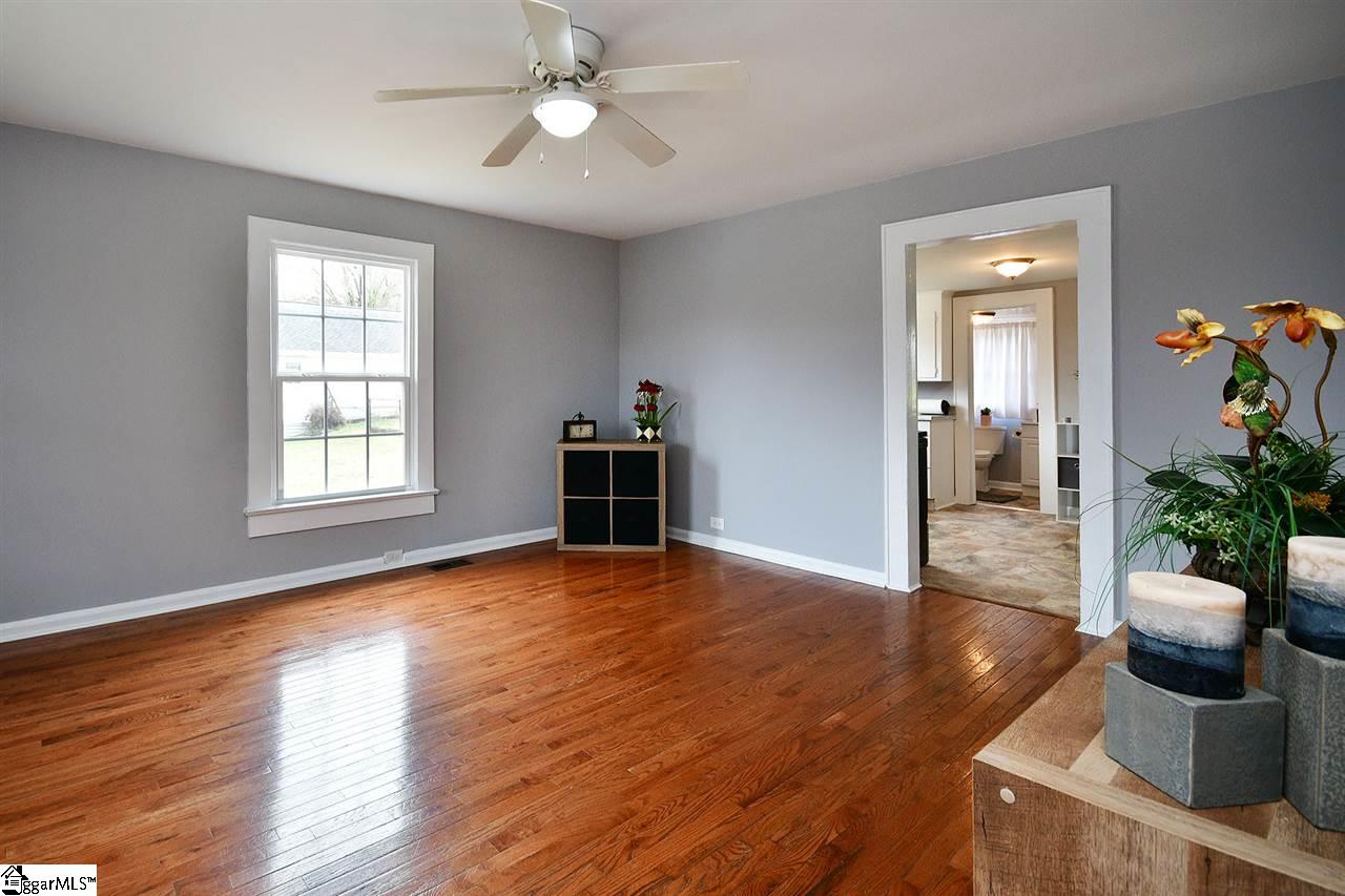 128 Overbrook Street Pickens, SC 29671 - Photo 9 of 36 Gallery Image 9