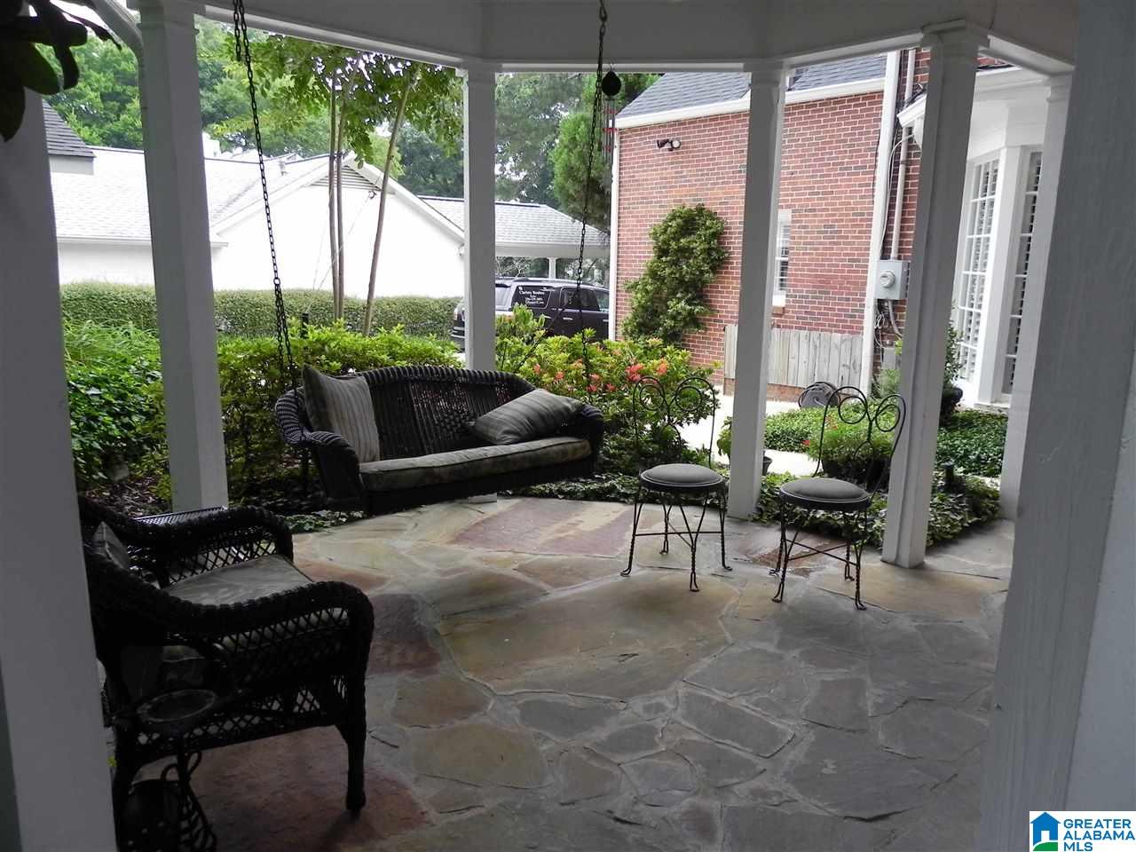 1100 Montvue Road Anniston, AL 36207 - Photo 4 of 50