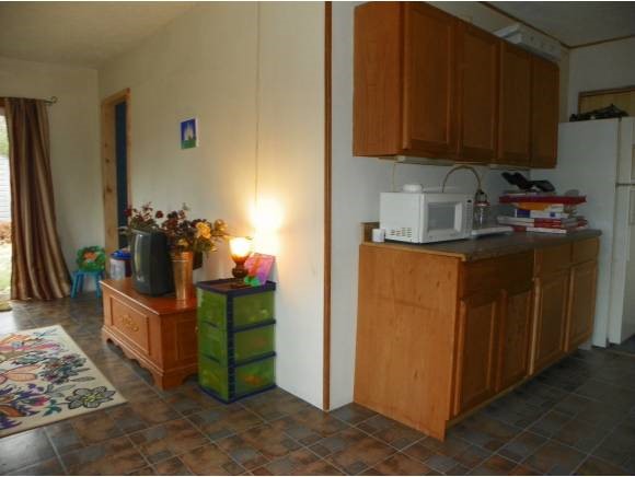 104 Mountain Road Raymond, NH 03077 - Photo 16 of 24